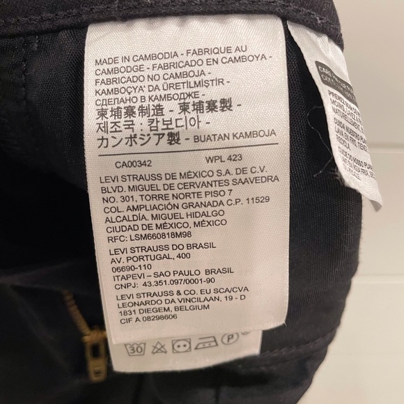 Levi’s 724 High Rise Straight Crop - Picture 7 of 9